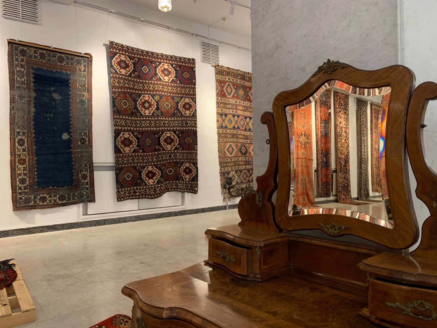 Carpets from Shushi Museum to go on display in Yerevan - The US Armenians