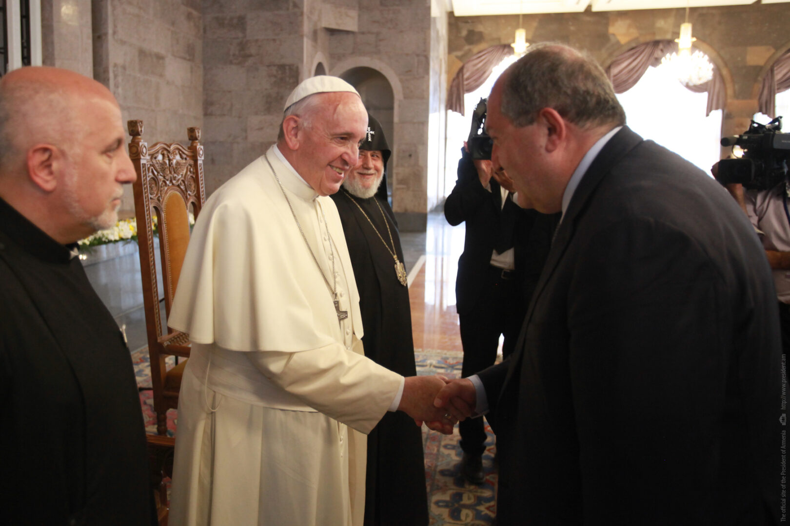 Armenian President sends message to Pope on eighth anniversary of enthronement - The US Armenians