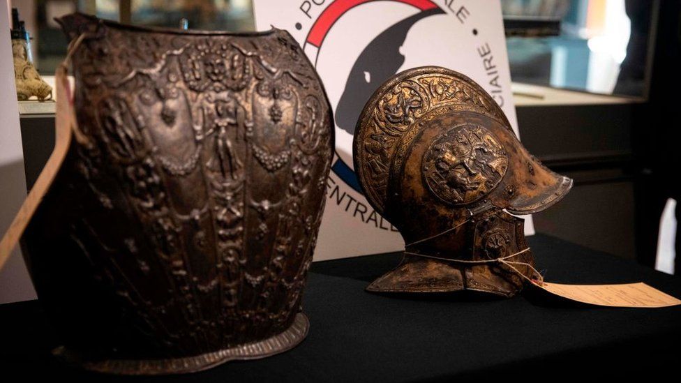 Louvre reunited with ‘exceptional’ armour stolen in 1983 - The US Armenians