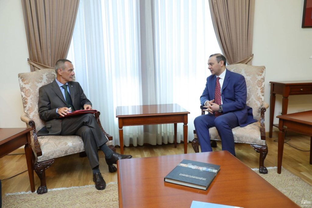 Armenian acting FM, Head of ICRC Delegation discuss the issue of POWs - The US Armenians