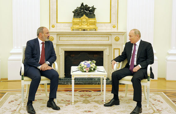Putin and Pashinyan Meet in Moscow - The US Armenians